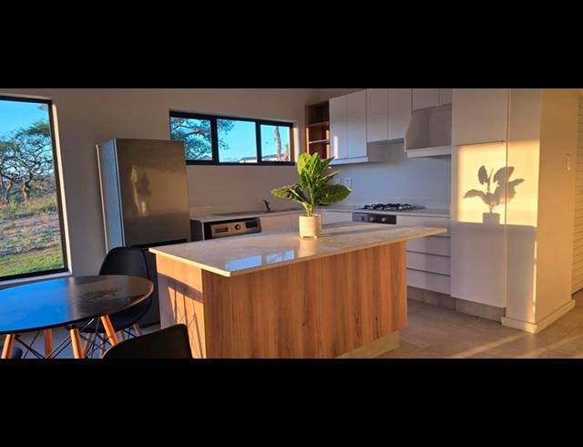 3 BEDROOM TOWNHOUSE FOR SALE IN HAYFIELDS